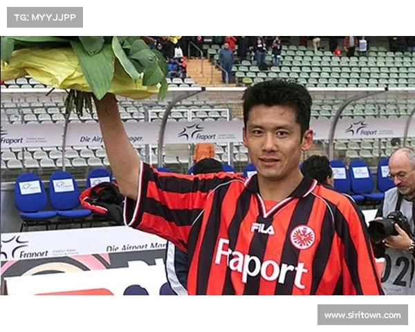 德甲末轮生死战杨晨惊天一射助法兰克福成功保级 德甲末轮生死战杨晨惊天一射助法兰克福成功保级